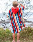 This soft and absorbent surf poncho is perfect for the beach, doubling as a changing robe, hooded towel, or beach poncho, making it an ideal towel poncho for staying warm and dry after swimming or surfing